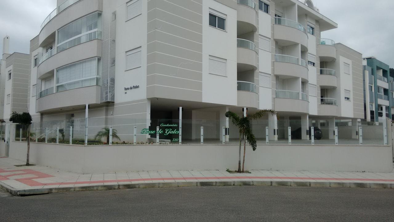 Apartamento Frente Para A Piscina A Uma Quadra Da Praia Florianopolis Exterior photo